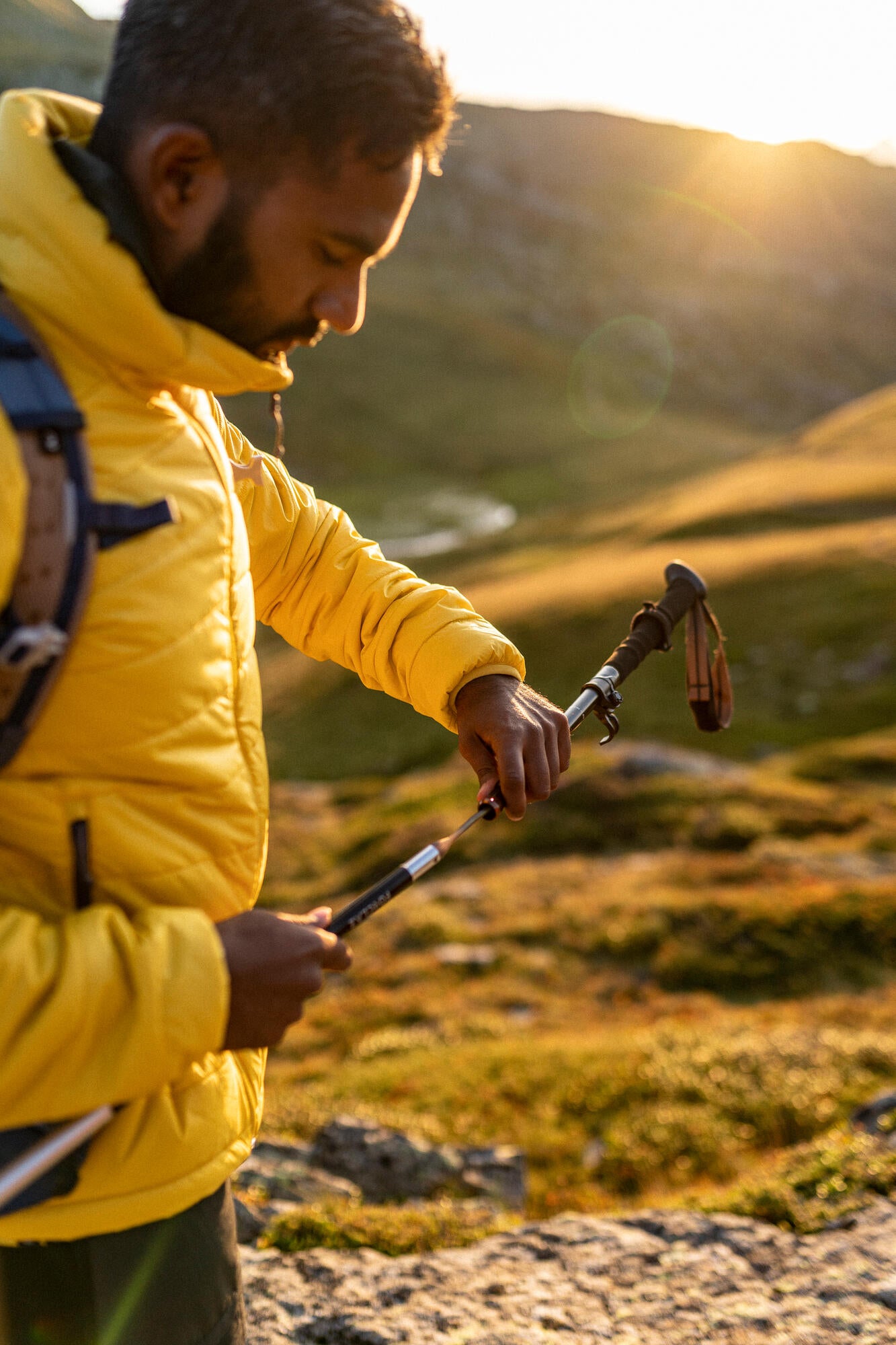 Forclaz Men's MT100 Hooded Synthetic Jacket - Image 22