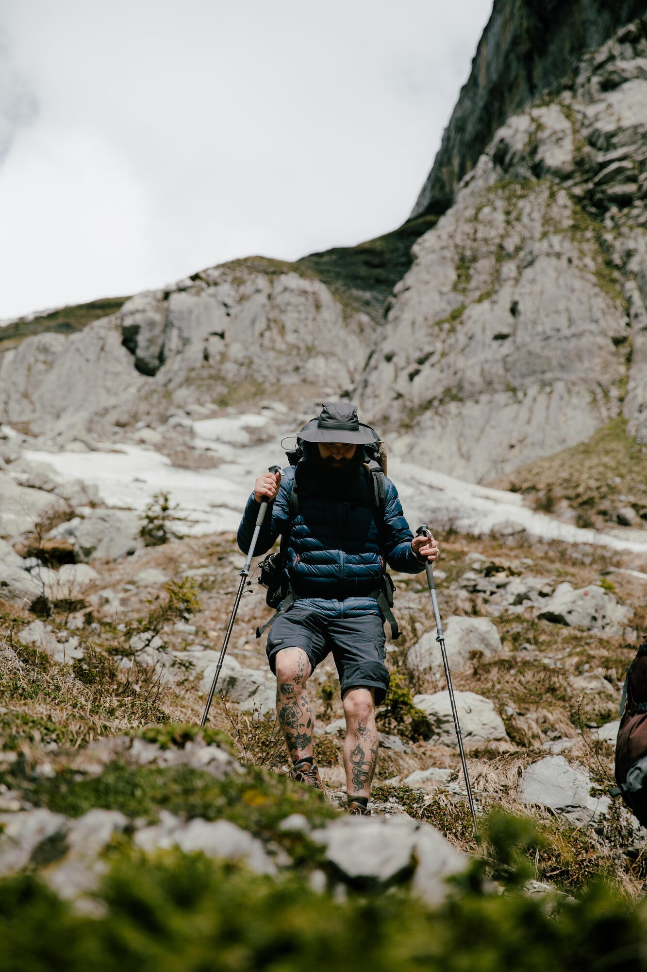 Forclaz Men's MT500 Hooded Down Puffer Jacket - Image 44