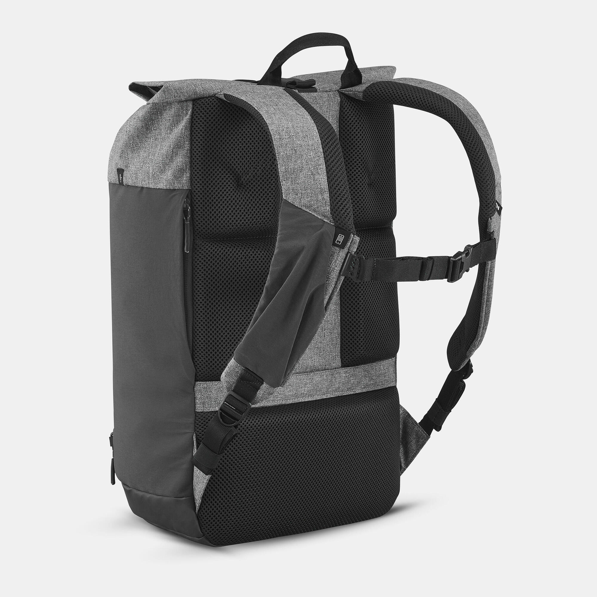 Quechua NH Escape 500 Rolltop 23 L Backpack - Image 3