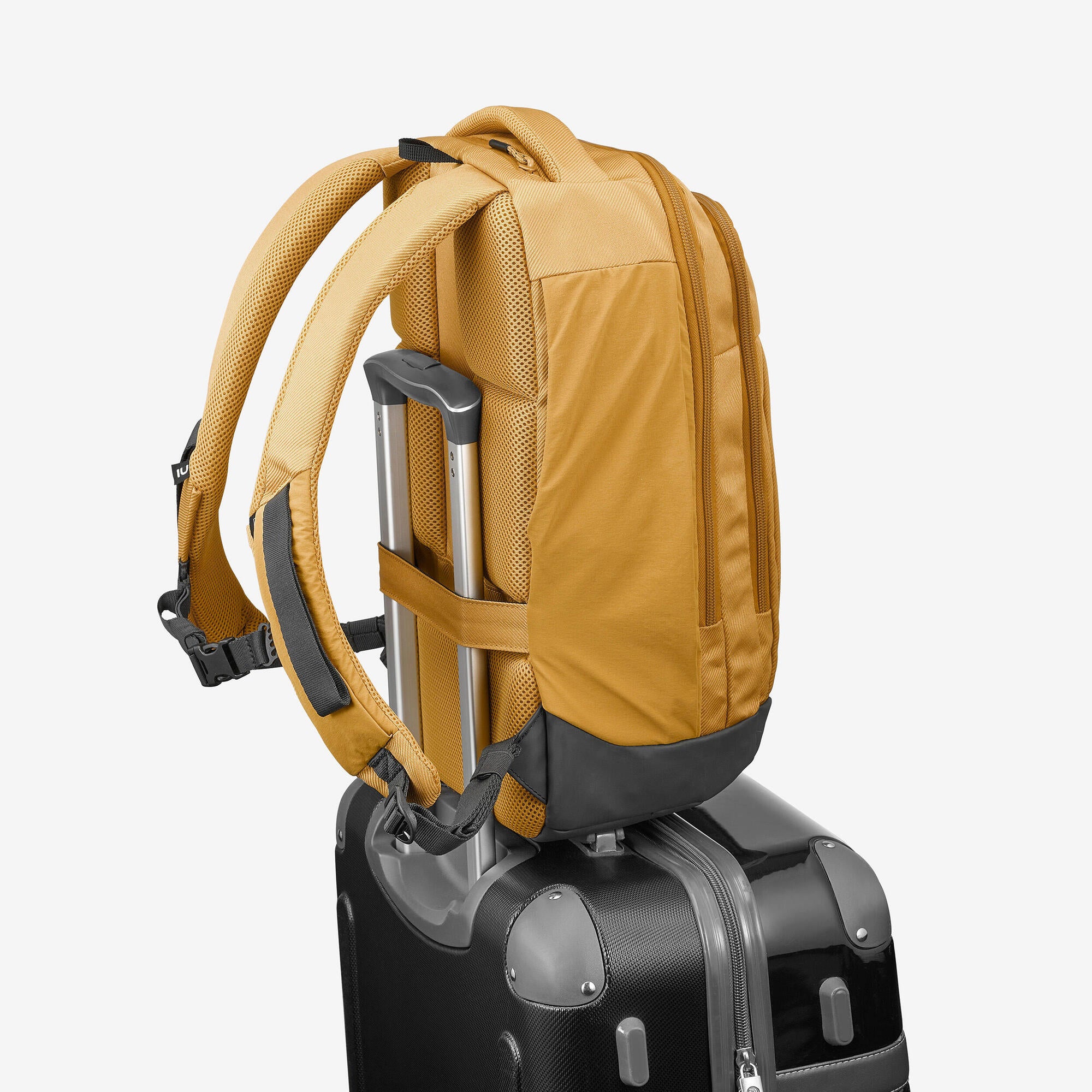 Quechua NH500 Escape 16 L Hiking Backpack - Image 11