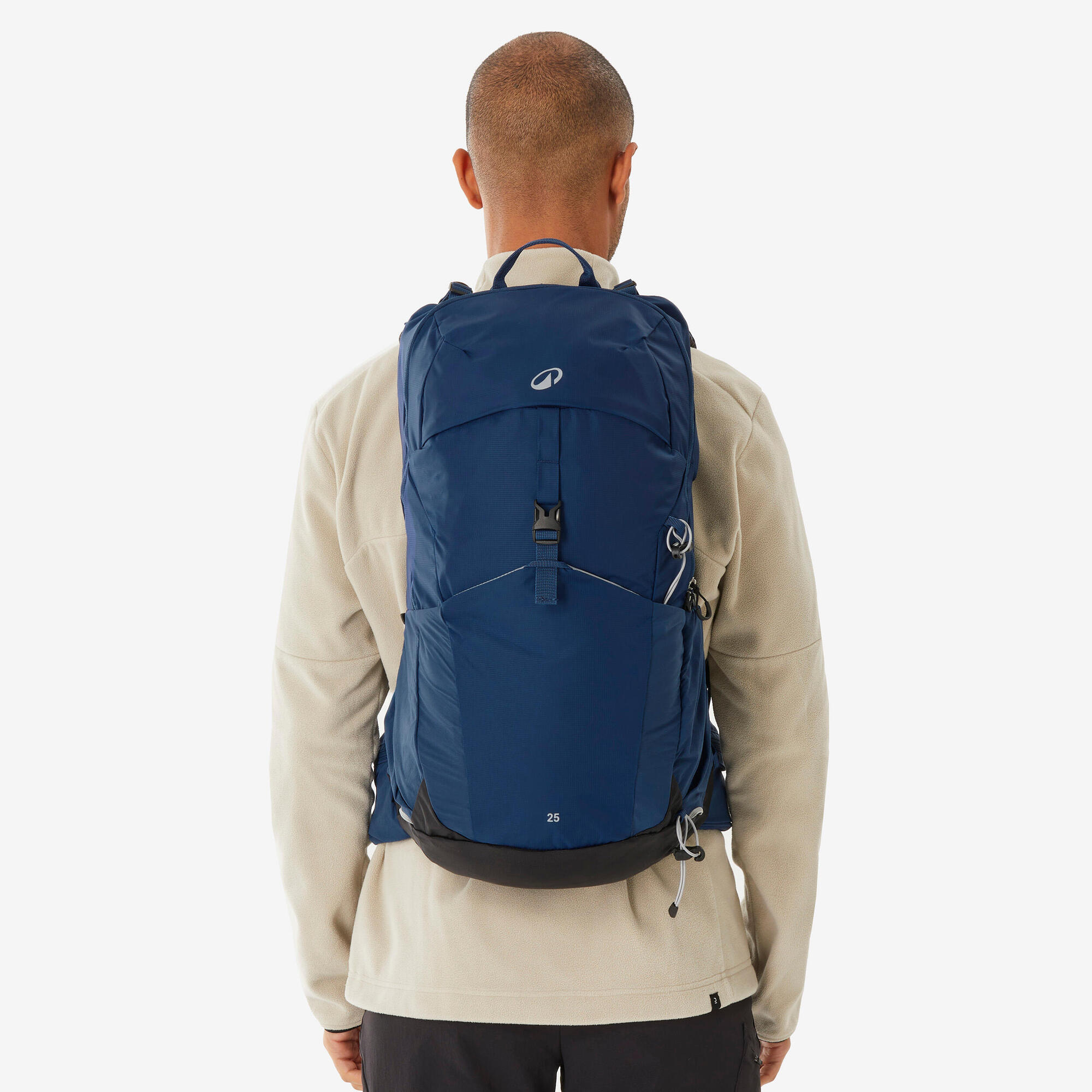 Quechua MH500 25 L Hiking Backpack - Image 2